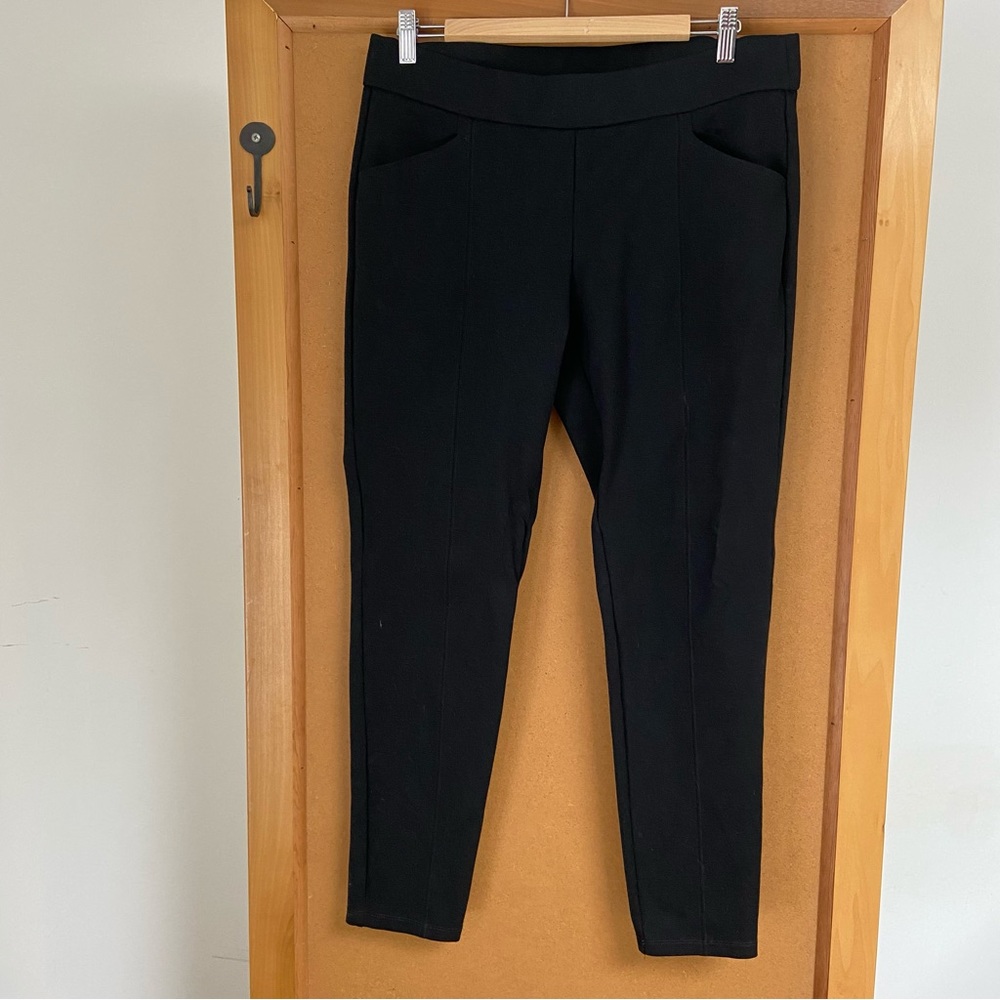 Eileen Fisher black pull on pants sz M/M